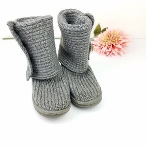 UGG Classic Cardy Sweater Boot

Sz 7